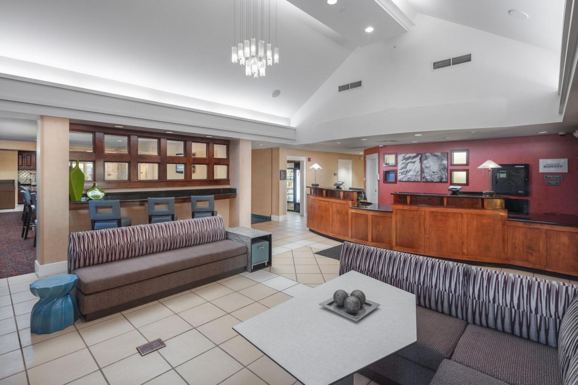 Residence Inn By Marriott Wichita East At Plazzio Exterior photo